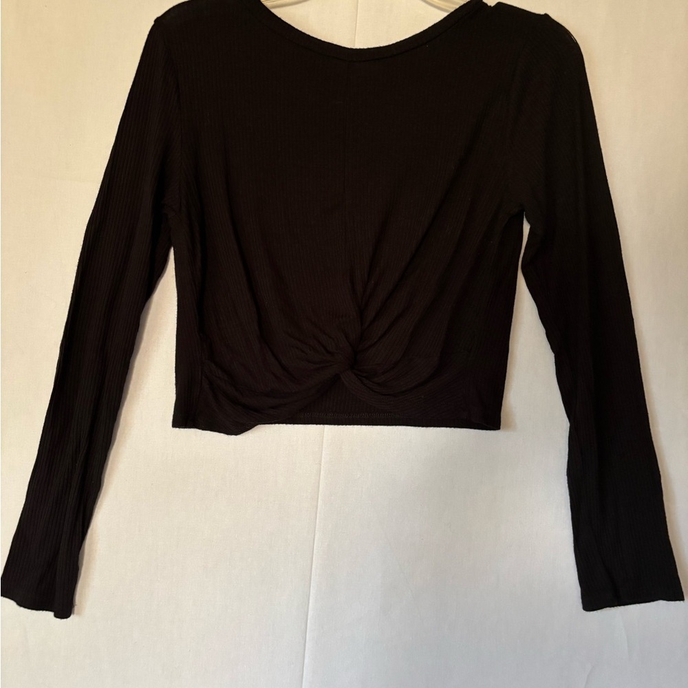 Gaze Black Twist Front Long Sleeve Blouse